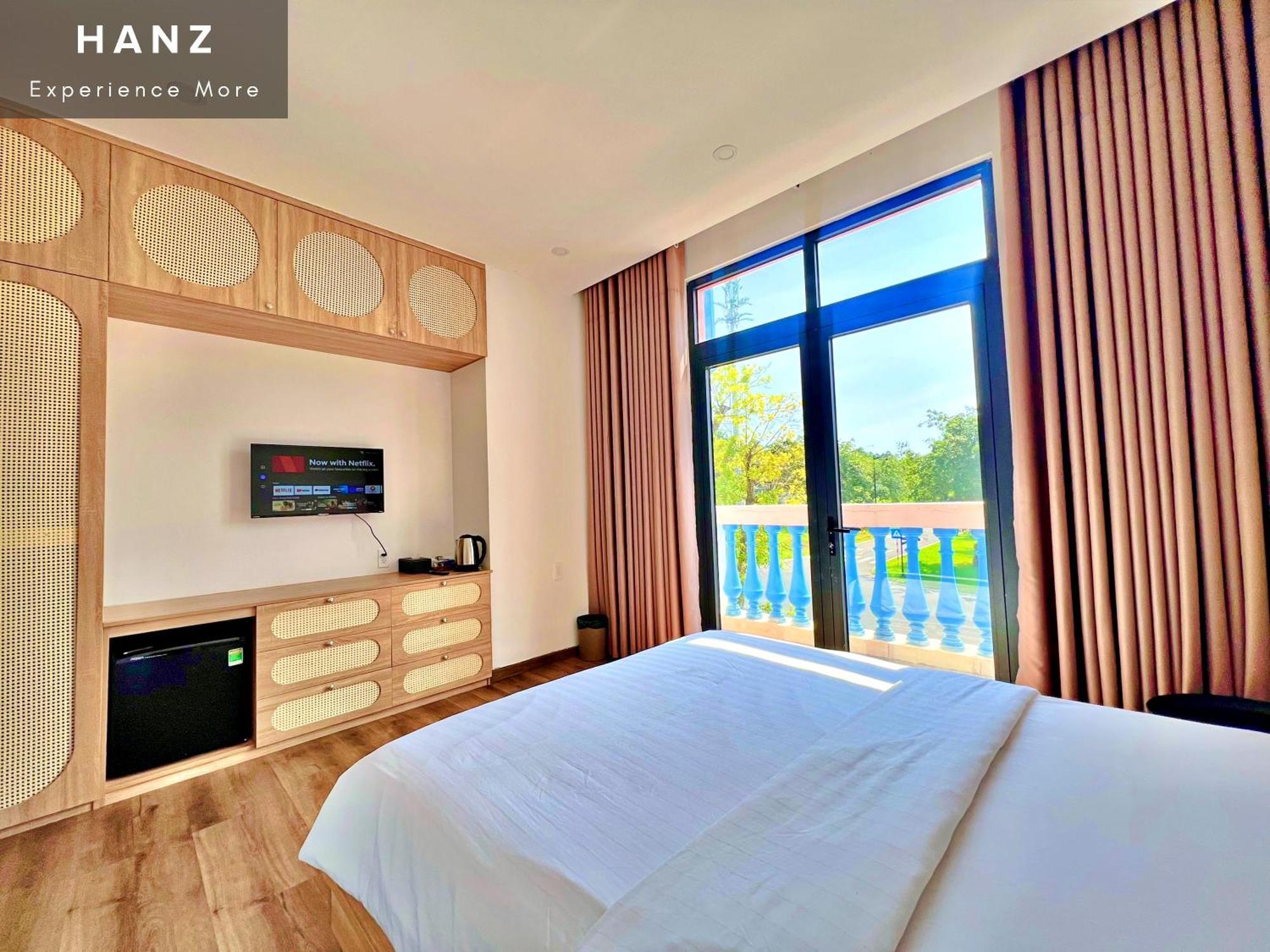 Hanz Sofia Grand Lago Phu Quoc Bilik gambar